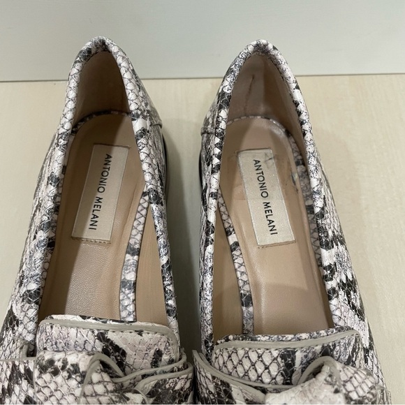 Antonio Melani Women's 8 Darleane Snake Print Leather Knotted Bow Loafers - Picture 7 of 12